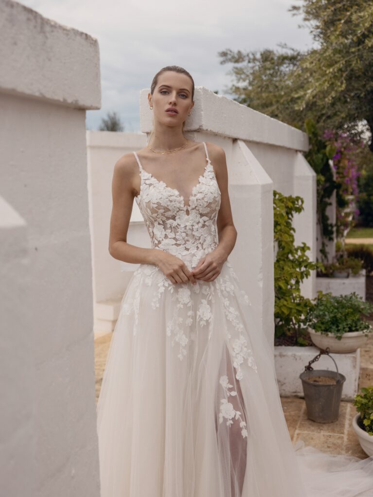 A-line wedding dress Amarynth by Modeca