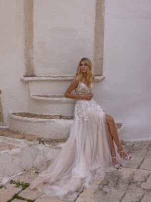 A-line wedding dress Amir by Modeca