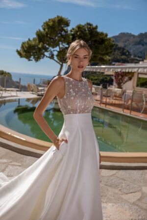 Ballgown Bethul by Le Papillon