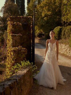 A-line wedding dress Dafna by Modeca