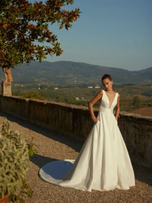 Ballgown Deejay by Modeca