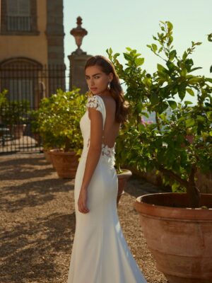 Fit and Flare wedding dress Deen by Modeca