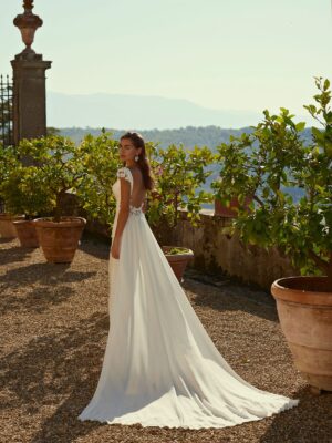Fit and Flare wedding dress Deen by Modeca