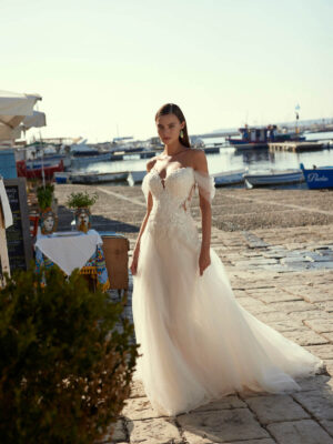 A-line wedding dress Elmyra by Modeca