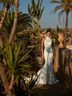 Fit and flare gown Emilia by Modeca