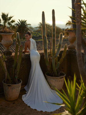 Fit and flare gown Emilia by Modeca