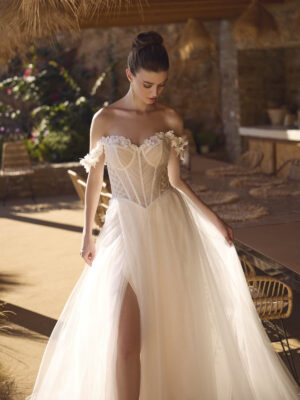 A-line wedding dress Hajar by Modeca