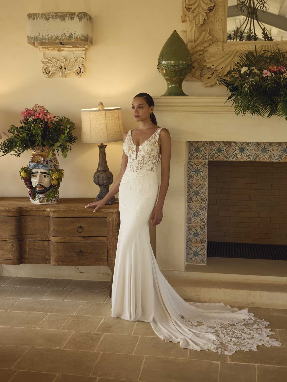 Fit and flare wedding dress Glow by Modeca