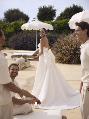 Fit and flare wedding dress Genesis by Modeca