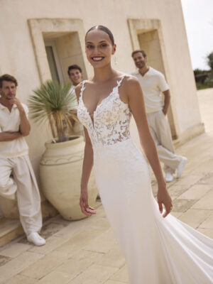 Fit and flare wedding dress Gaelle by Modeca