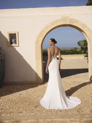 Fit and flare wedding dress Geerda by Modeca