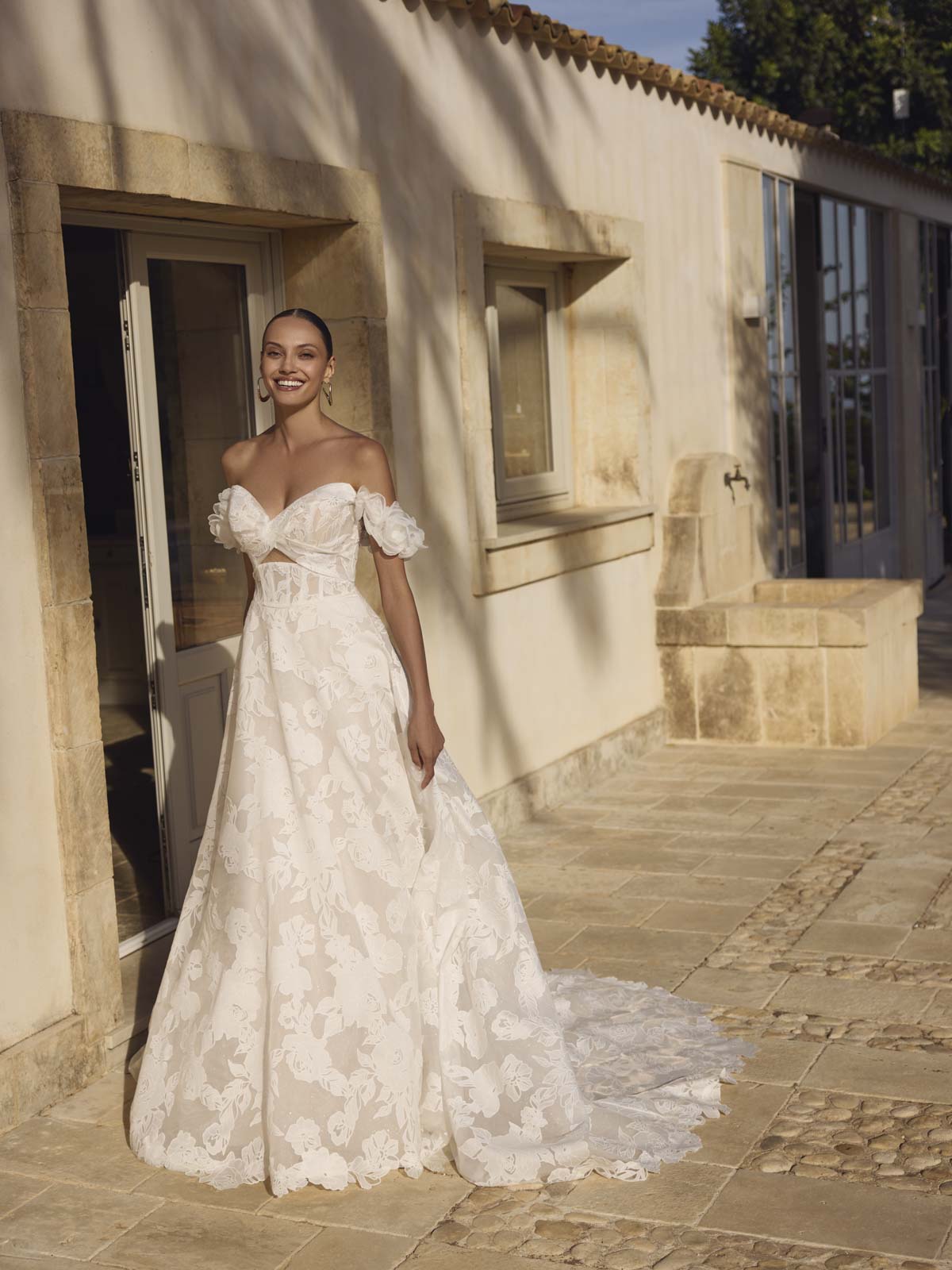 A-line wedding dress Gunilla by Modeca