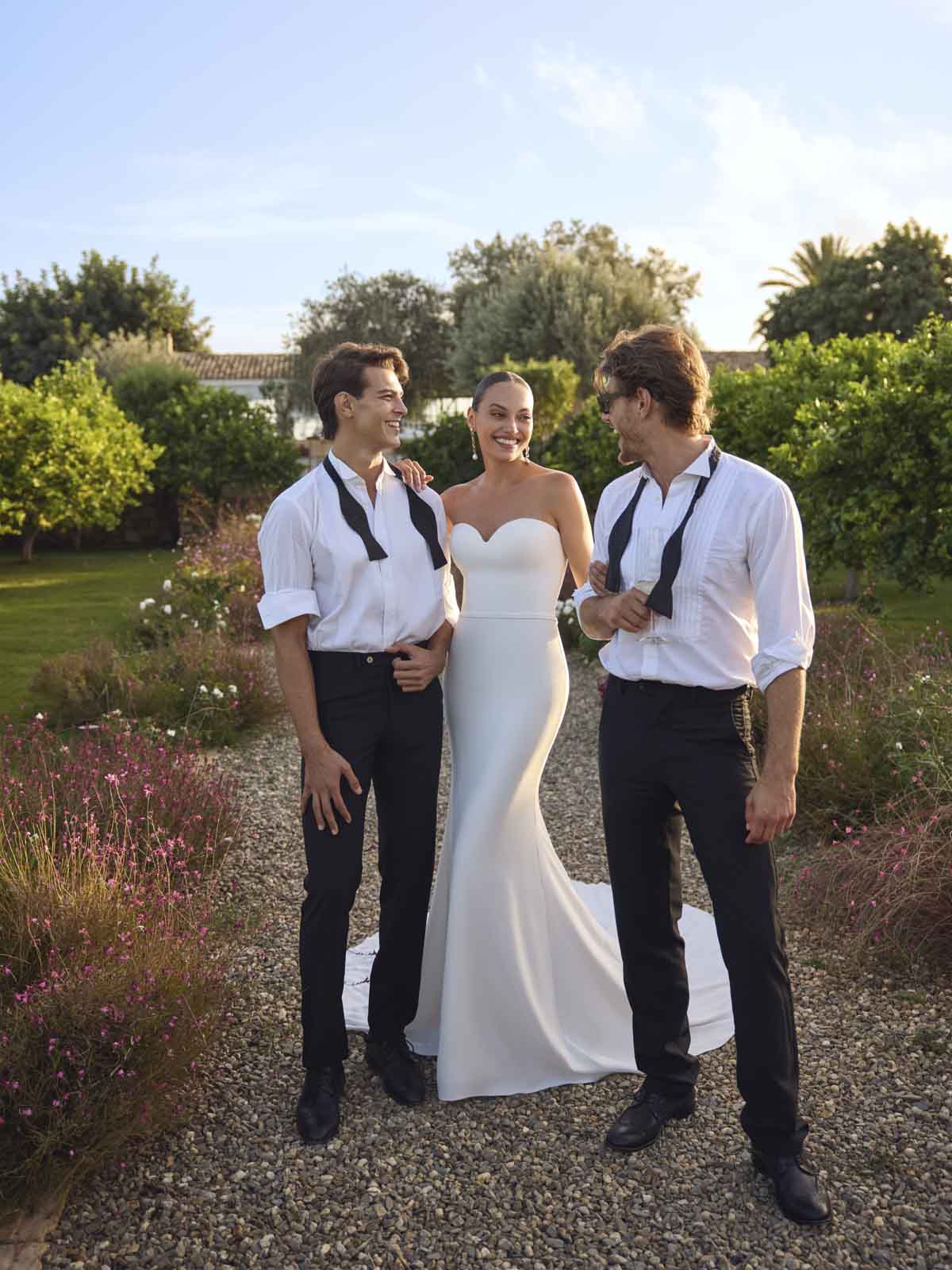 Fit and flare wedding dress Ginni by Modeca