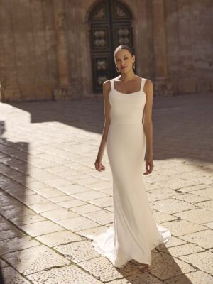 Fit and flare wedding dress Gaura by Modeca