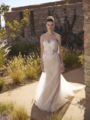 Fit and flare wedding dress Harlyn by Le Papillon
