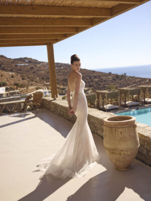 Fit and flare wedding dress Harlyn by Le Papillon