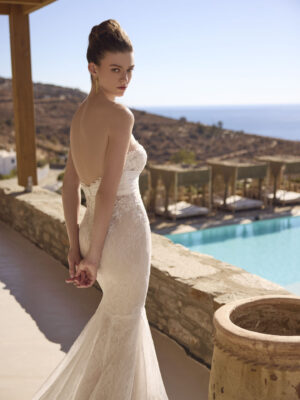 Fit and flare wedding dress Harlyn by Le Papillon