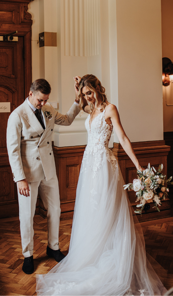 Modeca bride Emma in her Rachel wedding dress