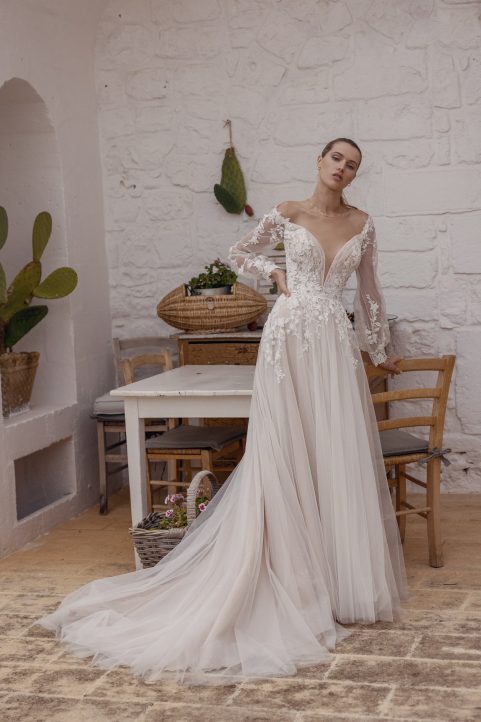 A-line wedding dress Amara by Modeca