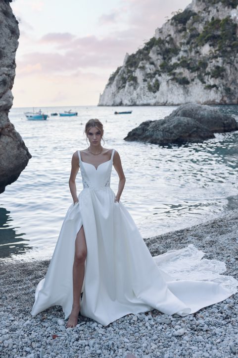 Ballgown Birdy by Le Papillon