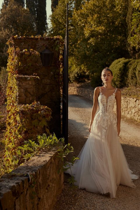 A-line wedding dress Dafna by Modeca