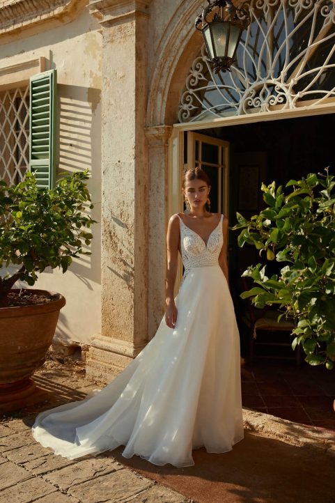 A-line wedding dress Dupree by Modeca