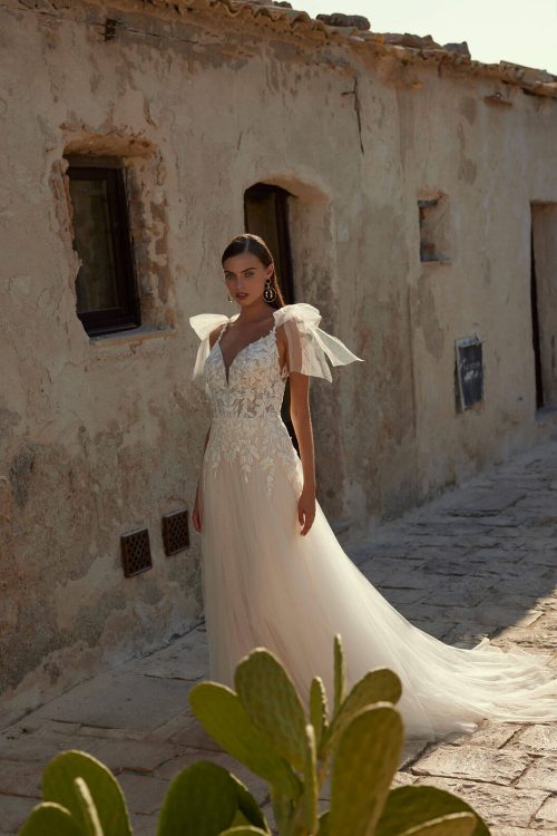 A-line wedding dress Eloise by Modeca