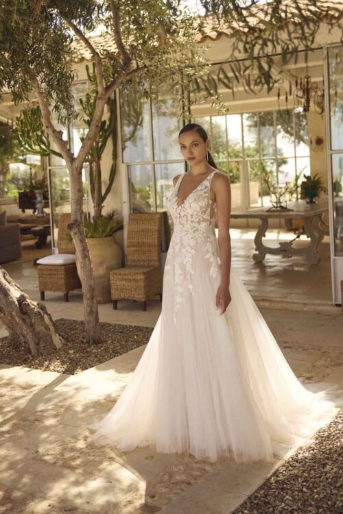 A-line wedding dress Grea by Modeca