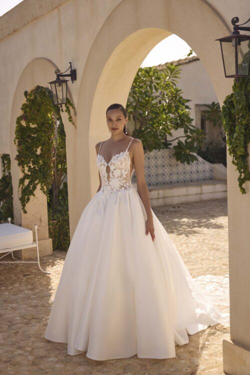 Ballgown Gyda by Modeca