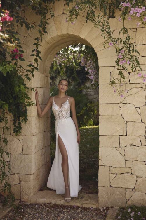 A-line wedding dress Glamour by Modeca