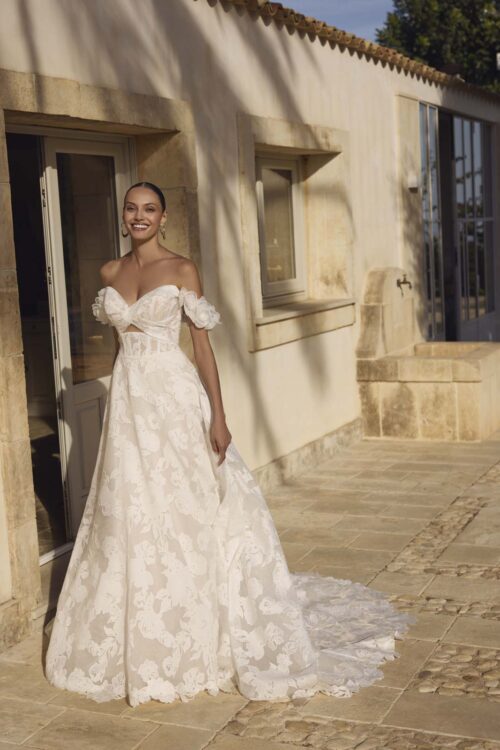 A-line wedding dress Gunilla by Modeca