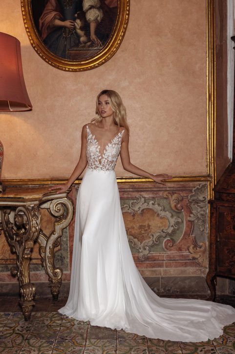 A-line wedding dress Raquel by Modeca