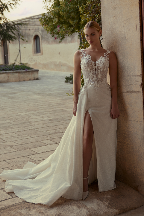 Wedding dress Femke by Modeca